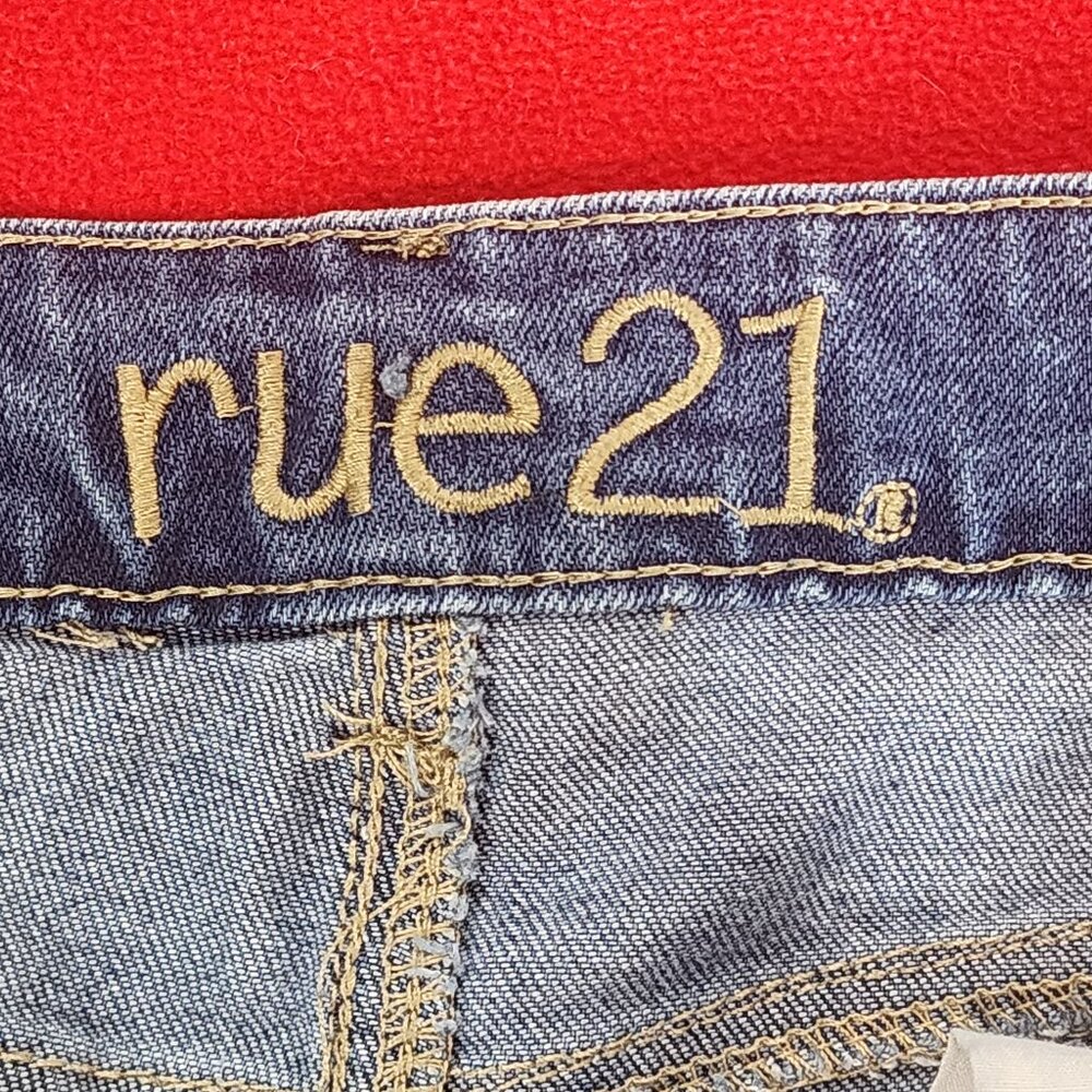 Rue21 Medium Wash Sunshine Cut Out Cotton Poly Viscose Span Cut Off Shorts Sz 12 - Picture 14 of 16